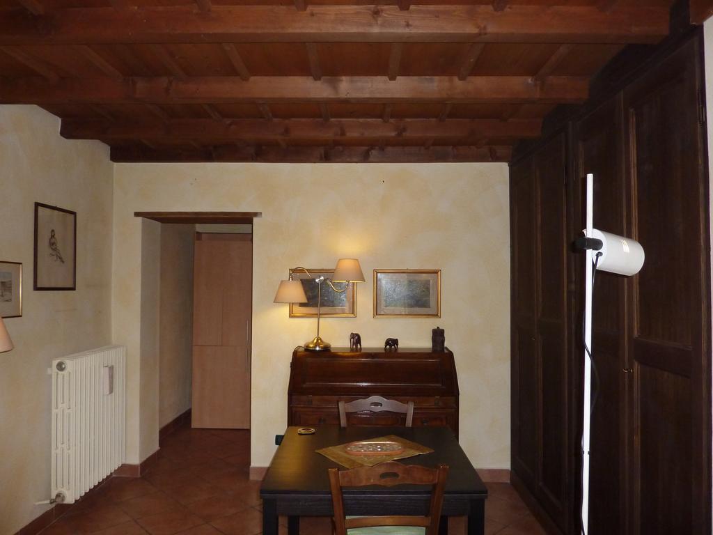 Country House Appartement Zerbolo Kamer foto